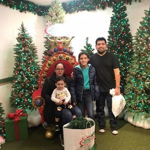 Meet your Posher, Leticia